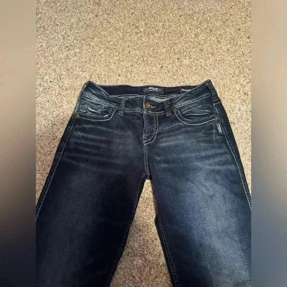 Silvers Suki Mid Rise Slim Bootcut Jeans - Picture 4 of 8